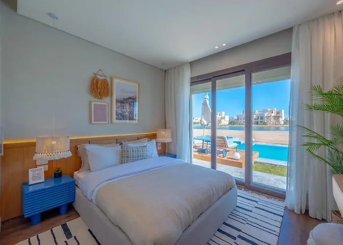 The Azure Waterfront 4br At Cyan Range Elgouna فيلة الغردقة