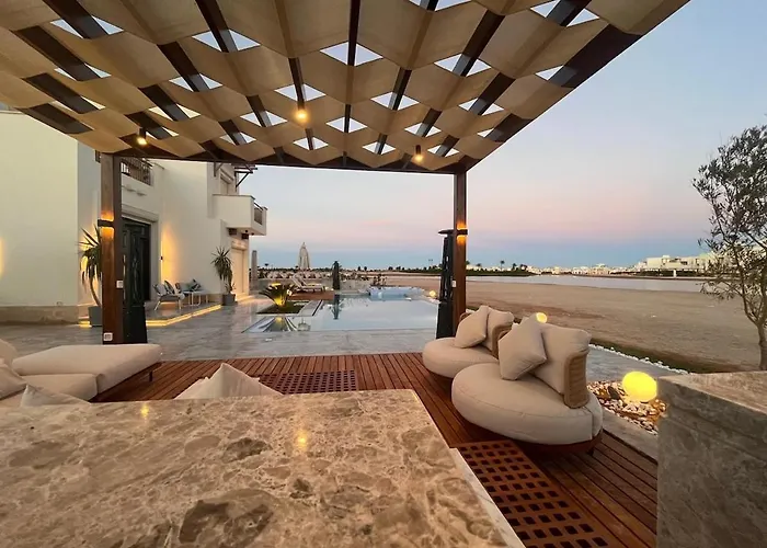 The Azure Waterfront 4br At Cyan Range Elgouna * الغردقة