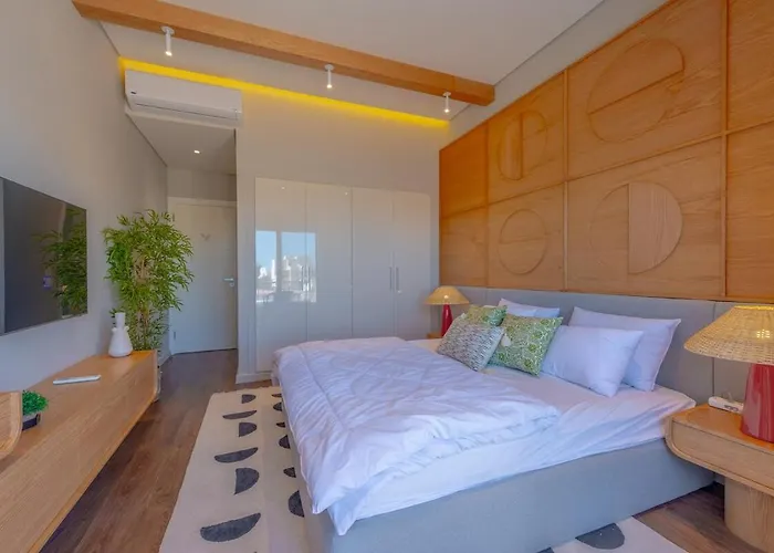 The Azure Waterfront 4br At Cyan Range Elgouna *